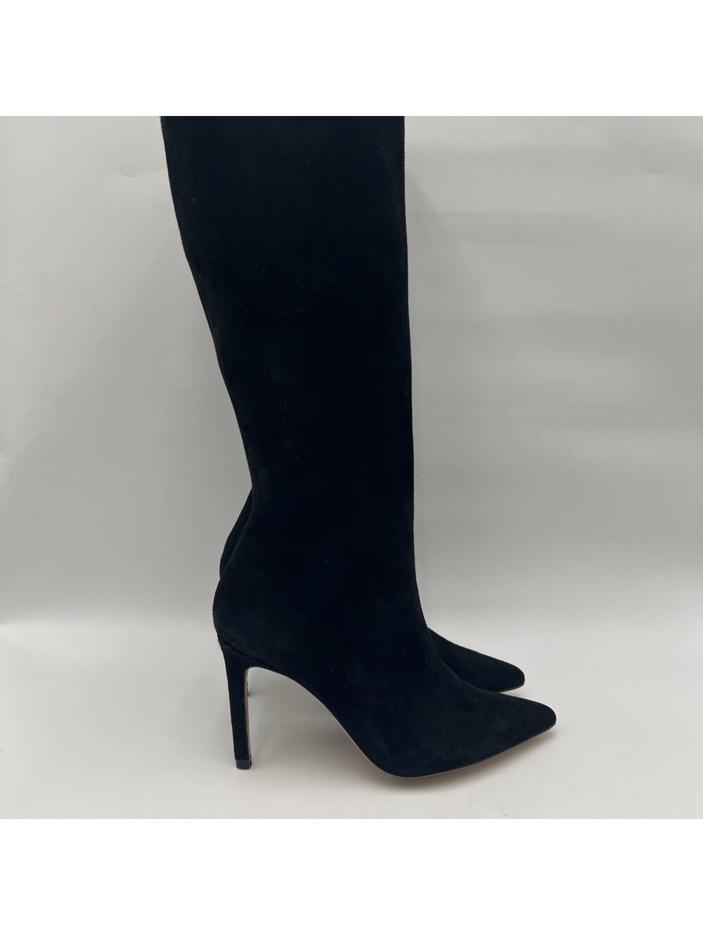 Women’s Alexandre Birman black suede knee-high boot Size 35.5